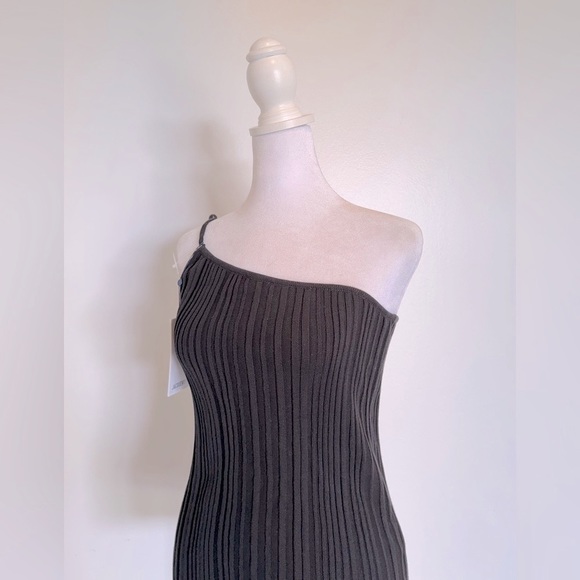 Jacquemus Tops - Jacquemus Black Sweater Halter Tank - Size EU 38 / US 8